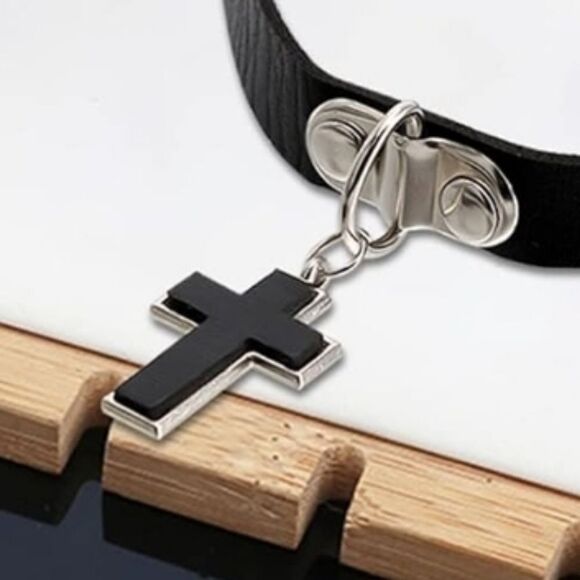 Lot of 2 | NWT black faux leather o-ring chokers - Picture 5 of 9